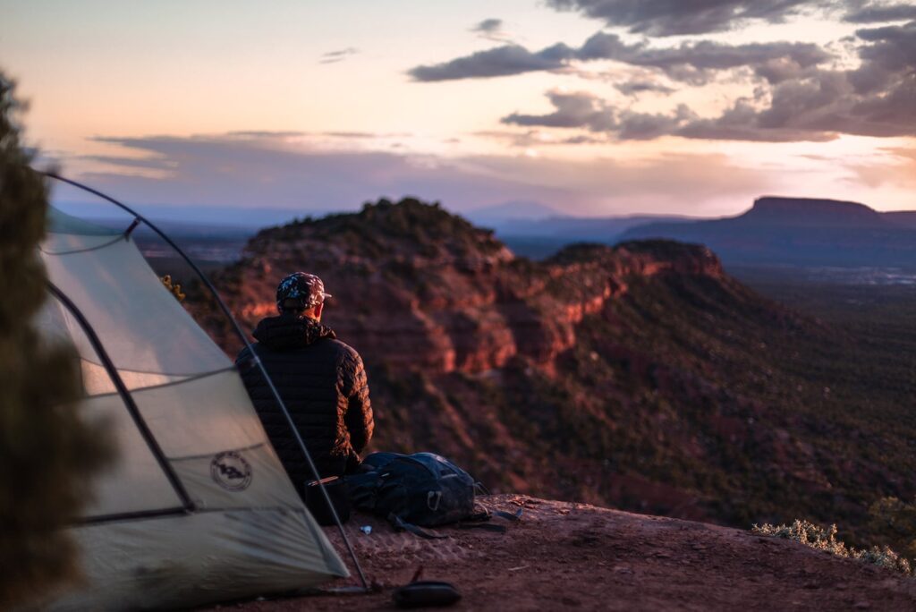 Camping for Beginners: Tips & Advice for Your First Camping Trip